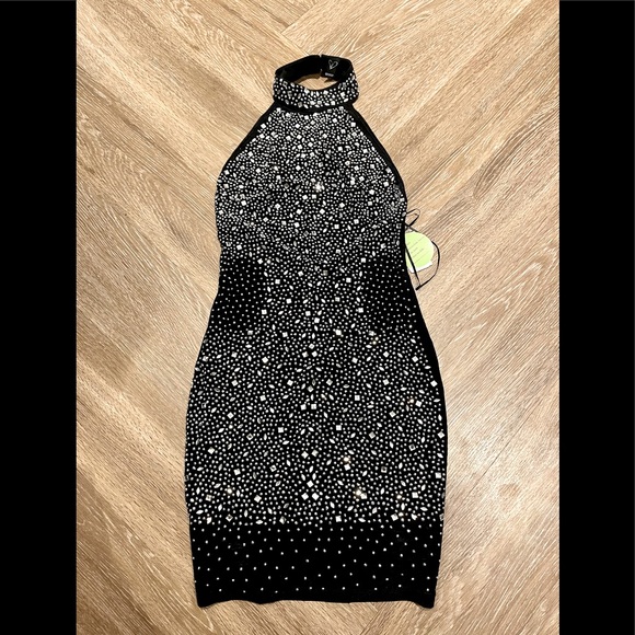 NWT Windsor Jeweled Cocktail Dress - Picture 1 of 12